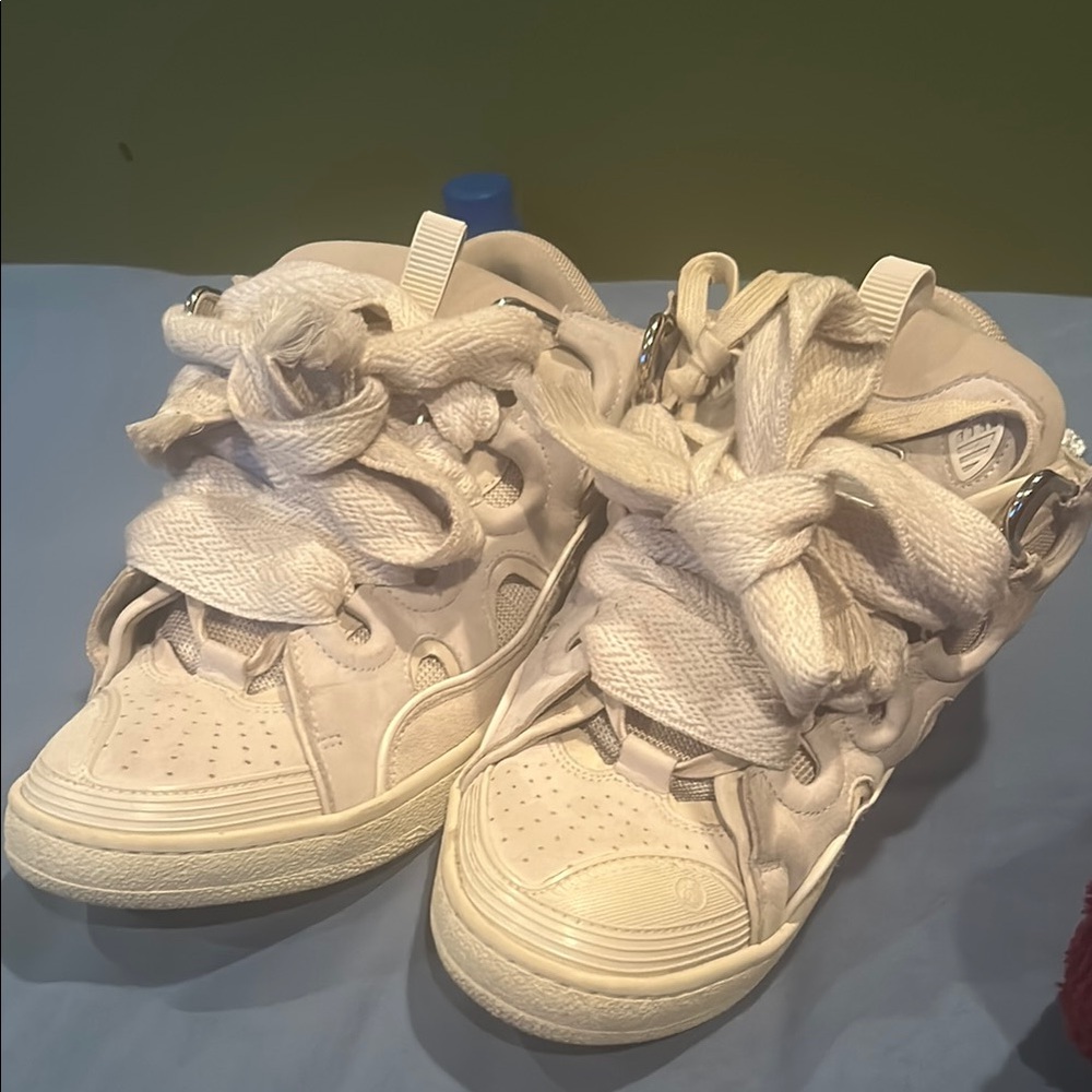 Kids Cream Sneakers